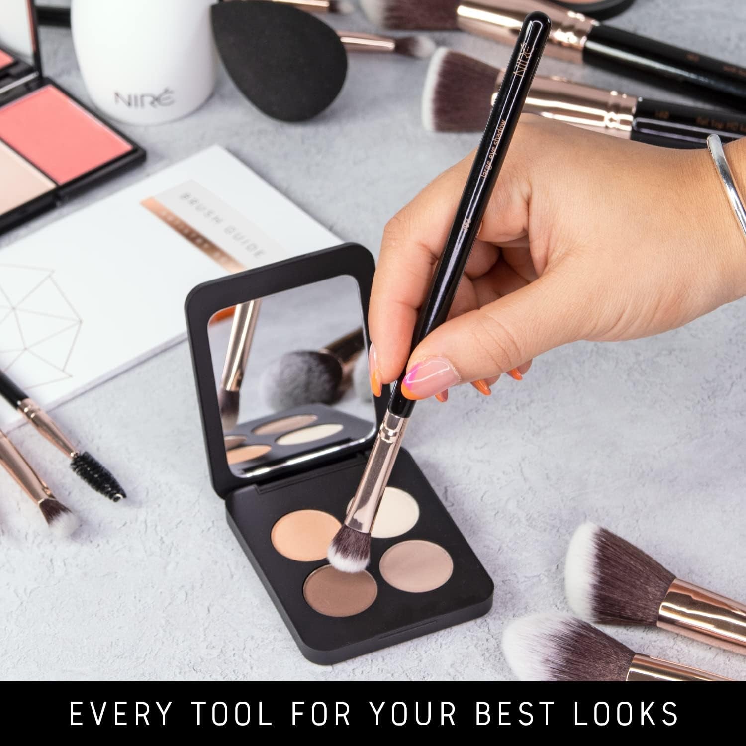 15-Piece Professional Vegan Makeup Brush Set – Award-Winning Beauty Kit with Travel Case, Blending Sponge, Brush Cleaner & Guide in Gift Box