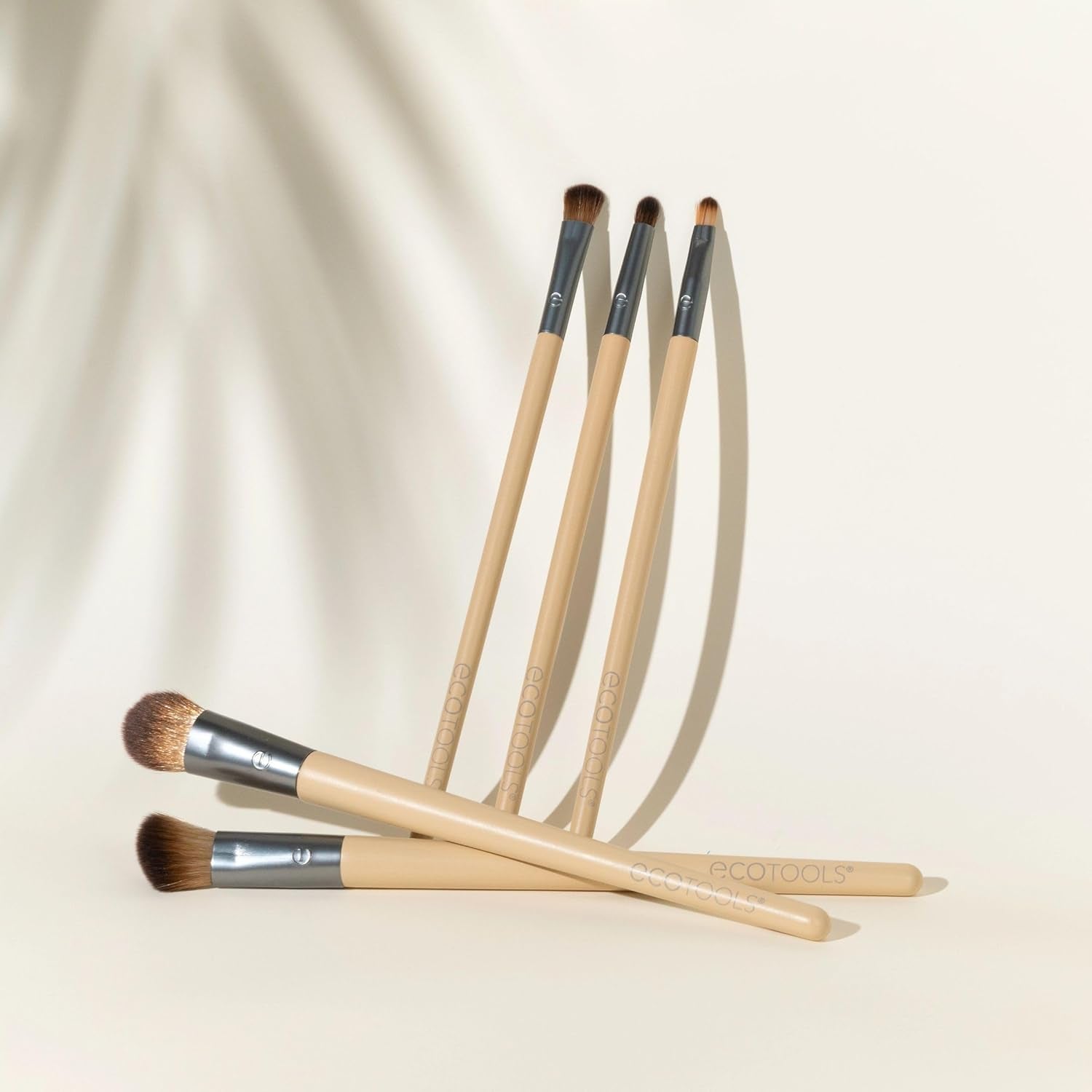 Daily Defined Eye Brush Kit with Storage Tray – 5-Piece Eco-Friendly Makeup Brushes for Liquid, Powder & Cream Eyeshadow & Eyeliner – Vegan, Cruelty-Free Synthetic Bristles
