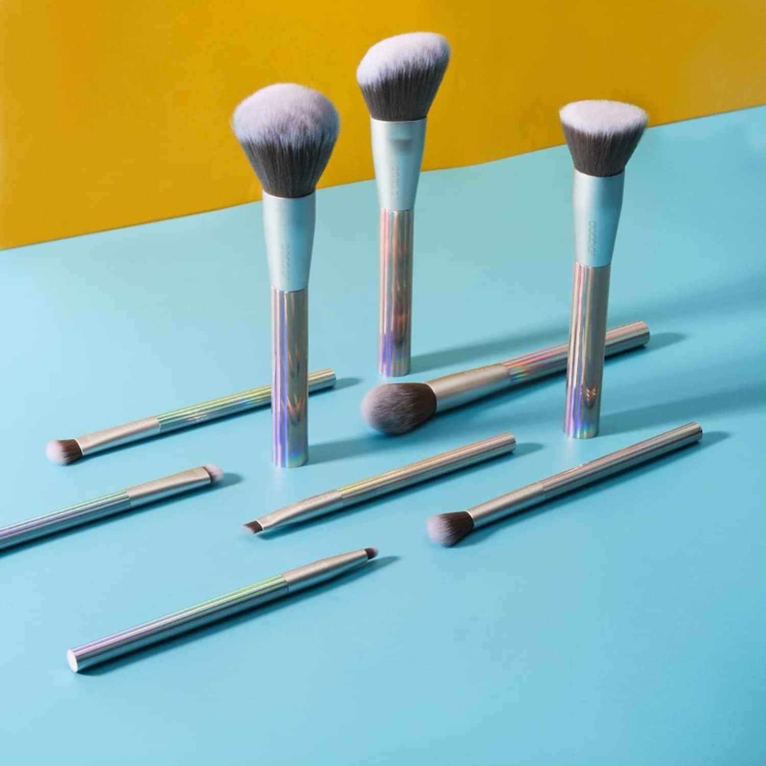 AURORA 9-Piece Makeup Brush Set with Gift Bag – Premium Synthetic Kabuki Brushes for Foundation, Blending, Powder, Blush, Concealer & Eyeshadow